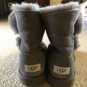 Grey Uggs